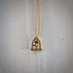Collier Rose Éternelle La Belle Et La Bête Disneyland Paris