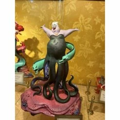 Figurine Ursula Lumineuse Steven Thompson