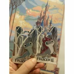 Lot 2 Pins Bruni Frozen 2 Disneyland Paris
