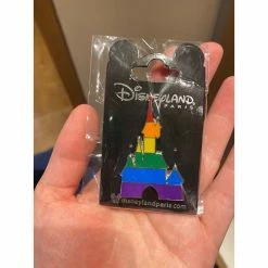 Pin Collection Château Disneyland Paris Rainbow Flag